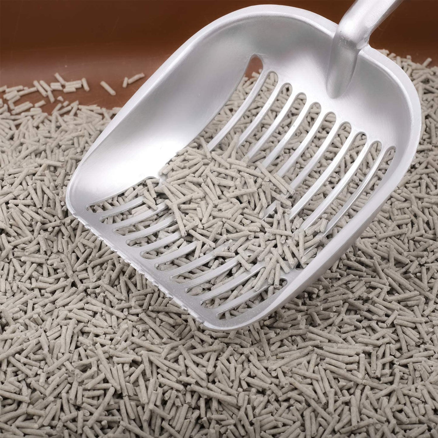 Solid Cat Litter Scoop with Silicone Handle, Aluminum Alloy Deep Cat Shovel, Large Pet Litter Scoop Metal with Mesh, Lightweight Shovel Suitable for All Kitty Litter Box